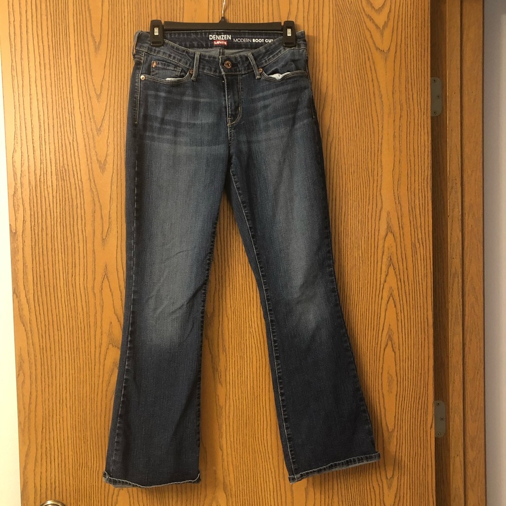 Denizen from Levi’s Modern boot cut blue jeans